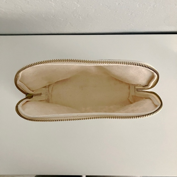 NWOT Clarins Feed 10 Canvas Makeup Cosmetics Bag Pouch Blue and Cream - Picture 6 of 7